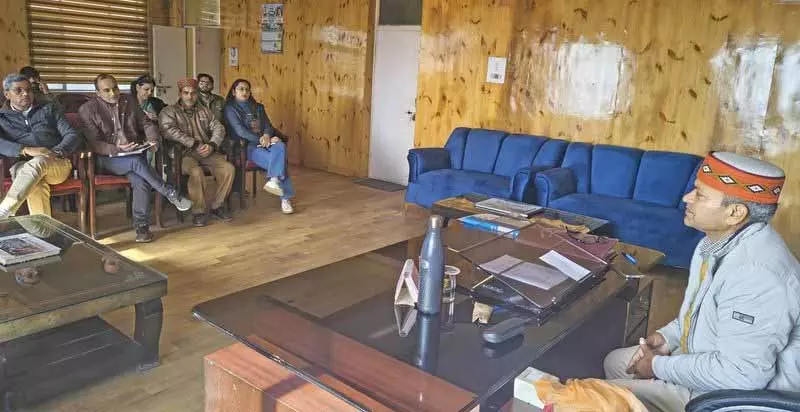 पीलिया को कंट्रोल करने के लिए, सरकाघाट कॉलेज में NSS कैंप को टाल दें, SDM ने अधिकारियों से कहा पीलिया को कंट्रोल करने के लिए, सरकाघाट कॉलेज में NSS कैंप को टाल दें, SDM ने अधिकारियों से कहा