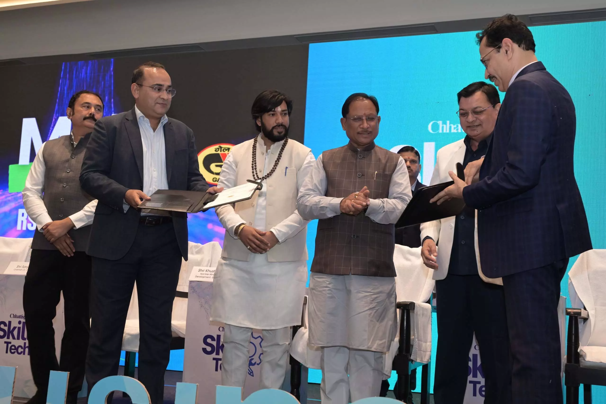 छत्तीसगढ़ में कौशल-एकीकृत औद्योगिक विकास को मिल रही नई गति: CM साय छत्तीसगढ़ में कौशल-एकीकृत औद्योगिक विकास को मिल रही नई गति: CM साय