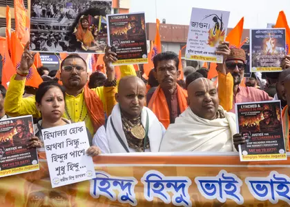 दीपू दास के समर्थन में भारत में बड़े पैमाने पर प्रदर्शन दीपू दास के समर्थन में भारत में बड़े पैमाने पर प्रदर्शन