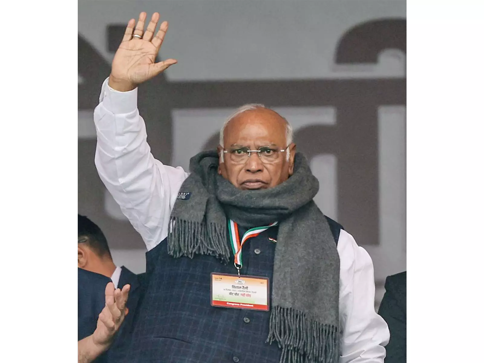 PV Narasimha Rao की पुण्य तिथि पर कांग्रेस अध्यक्ष मल्लिकार्जुन खड़गे ने दी श्रद्धांजलि PV Narasimha Rao की पुण्य तिथि पर कांग्रेस अध्यक्ष मल्लिकार्जुन खड़गे ने दी श्रद्धांजलि