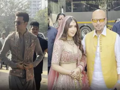 Hrithik और राकेश रोशन की शादी में अंदाज़, दुल्हन के साथ शेयर किया पोज़ Hrithik और राकेश रोशन की शादी में अंदाज़, दुल्हन के साथ शेयर किया पोज़