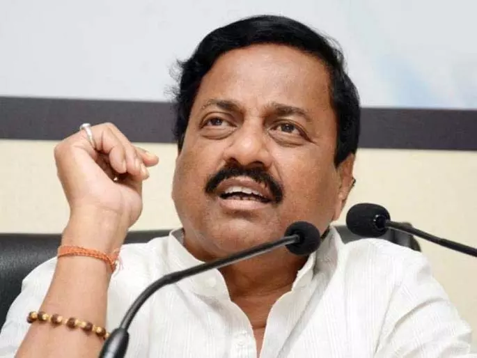 Sunil Tatkare: घड़ी के निशान पर 38 मेयर, 1100 कॉर्पोरेटर चुने गए Sunil Tatkare: घड़ी के निशान पर 38 मेयर, 1100 कॉर्पोरेटर चुने गए