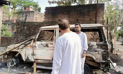 पीड़ित परिवार कलकत्ता HC में मांगेगा मुर्शिदाबाद दंगों के दोषियों के खिलाफ मौत की सज़ा पीड़ित परिवार कलकत्ता HC में मांगेगा मुर्शिदाबाद दंगों के दोषियों के खिलाफ मौत की सज़ा
