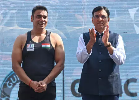 खेल पेशेवरों के लिए नई इंटर्नशिप नीति लॉन्च खेल पेशेवरों के लिए नई इंटर्नशिप नीति लॉन्च