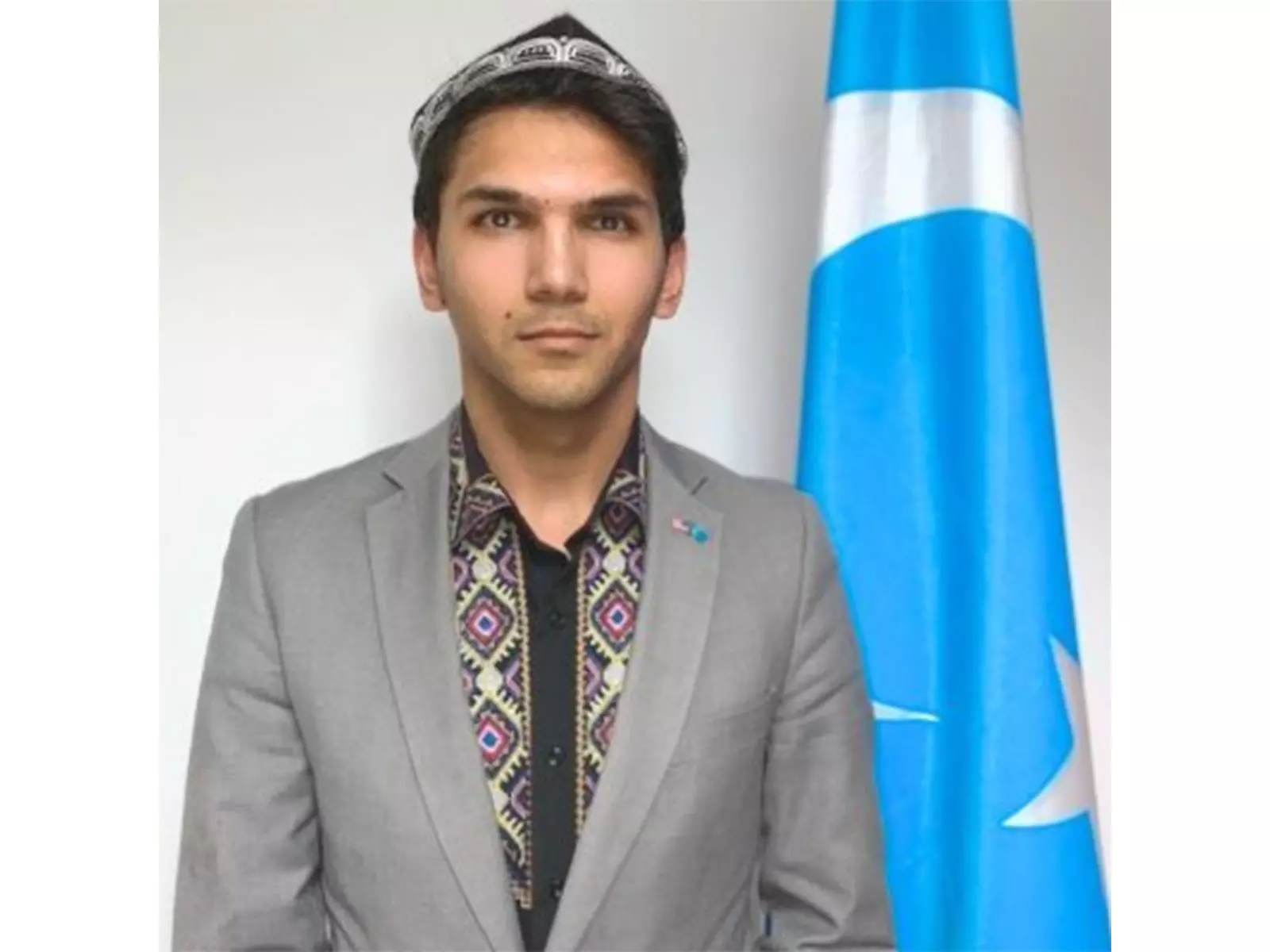 उइघुर नेता ने Xinjiang की बजाय पूर्वी तुर्किस्तान शब्द उपयोग करने का आग्रह किया उइघुर नेता ने Xinjiang की बजाय पूर्वी तुर्किस्तान शब्द उपयोग करने का आग्रह किया