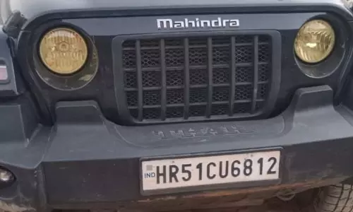 Himachal Pradesh: हरियाणा नंबर की थार, पेट्रोल पंप पर फर्जी ट्रांजेक्शन दिखाकर तीन युवक हुए फरार Himachal Pradesh: हरियाणा नंबर की थार, पेट्रोल पंप पर फर्जी ट्रांजेक्शन दिखाकर तीन युवक हुए फरार