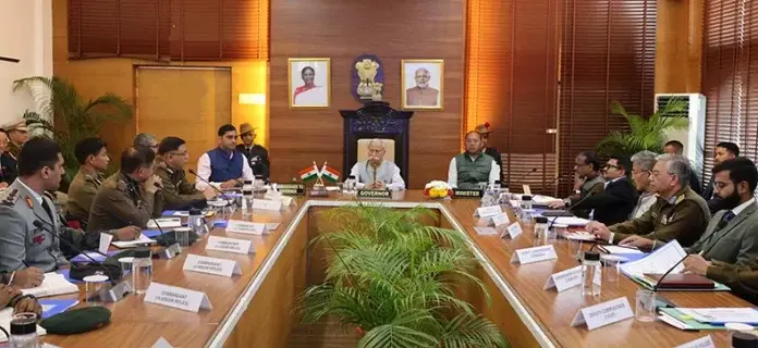 Governor ने सुरक्षा व्यवस्था को मजबूत करने के लिए सेना और प्रशासन से AI टूल्स का इस्तेमाल करने का आग्रह किया Governor ने सुरक्षा व्यवस्था को मजबूत करने के लिए सेना और प्रशासन से AI टूल्स का इस्तेमाल करने का आग्रह किया