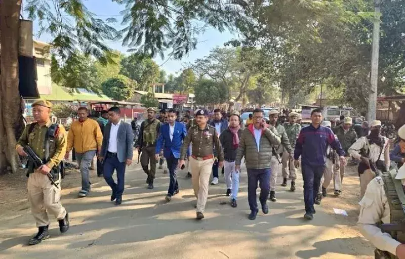 सरकार के दखल से टला टकराव, अतिक्रमण मामले पर सीएम हिमंत की अगुवाई में बातचीत सरकार के दखल से टला टकराव, अतिक्रमण मामले पर सीएम हिमंत की अगुवाई में बातचीत