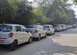 Gurugram : गड्ढों से लेकर सीवेज की समस्याओं तक, सेक्टर 28 को तुरंत समाधान की ज़रूरत
