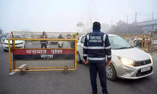 नोएडा: क्रिसमस पर पुलिस अलर्ट, जारी हुई ट्रैफिक एडवाइजरी और रूट डायवर्जन प्लान