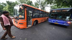 Delhi अपनी बहुत पसंद की जाने वाली क्लस्टर बसों को अलविदा कहेगी