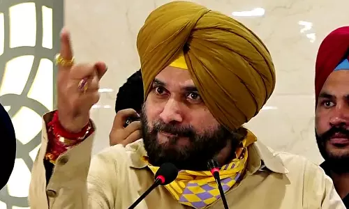 Amritsar: सिद्धू के बयान पर नेताओं में तीखी प्रतिक्रिया