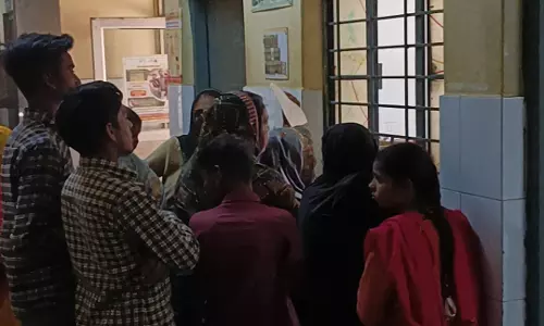 Farrukhabad: बदलते मौसम से मरीजों की संख्या में उछाल