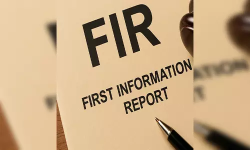 10वीं क्लास की छात्रा ने बच्ची को दिया जन्म, बस ड्राइवर पर यौन उत्पीड़न का आरोप 10वीं क्लास की छात्रा ने बच्ची को दिया जन्म, बस ड्राइवर पर यौन उत्पीड़न का आरोप