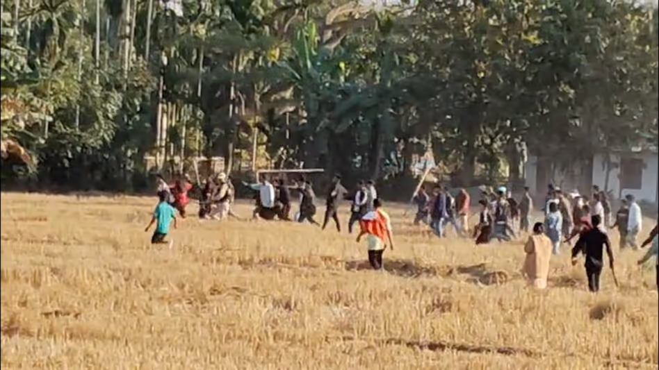 Assam : बढ़ते तनाव के बीच कार्बी आंगलोंग में BNSS की धारा 163 लागू की गई Assam : बढ़ते तनाव के बीच कार्बी आंगलोंग में BNSS की धारा 163 लागू की गई