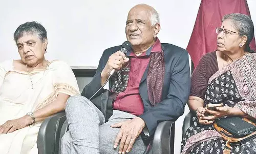 कानूनों से ज़्यादा, सामाजिक विभाजन वोटिंग व्यवहार को आकार देते हैं, दक्षिण अफ्रीकी जज Zak Yacoob कानूनों से ज़्यादा, सामाजिक विभाजन वोटिंग व्यवहार को आकार देते हैं, दक्षिण अफ्रीकी जज Zak Yacoob
