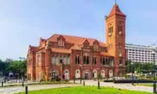 सीएम ने Chennai में बहाल किए गए विक्टोरिया हॉल का उद्घाटन किया।