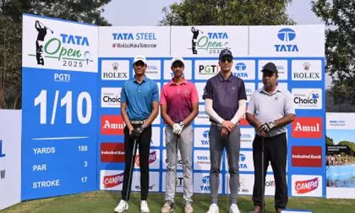 जोशुआ सील और उनकी टीम ने टाटा ओपन 2025 का प्रो-एम इवेंट जीत लिया जोशुआ सील और उनकी टीम ने टाटा ओपन 2025 का प्रो-एम इवेंट जीत लिया