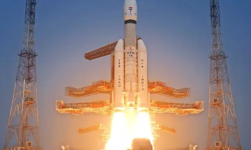 Andhra Pradesh के राज्यपाल, सीएम ने LVM3-M6 लॉन्च के लिए ISRO को बधाई दी Andhra Pradesh के राज्यपाल, सीएम ने LVM3-M6 लॉन्च के लिए ISRO को बधाई दी