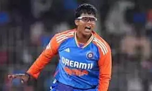 आईसीसी रैंकिंग: दीप्ति शर्मा नंबर 1 टी20I गेंदबाज बन गईं।