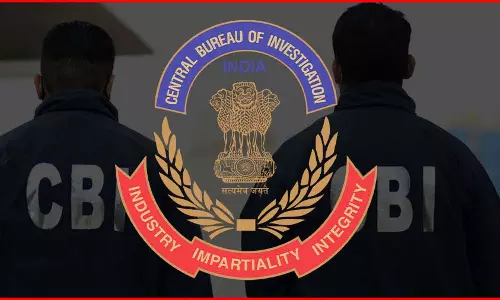 CBI ने असिस्टेंट इंजीनियर को 2 लाख रुपए की रिश्वत लेते हुए गिरफ्तार किया, ऐसे जाल बिछाया CBI ने असिस्टेंट इंजीनियर को 2 लाख रुपए की रिश्वत लेते हुए गिरफ्तार किया, ऐसे जाल बिछाया