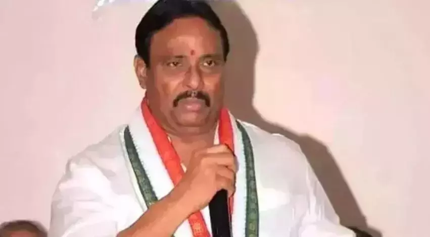 Telangana : दानम नागेंद्र ने दोहराया कि वह कांग्रेस के साथ Telangana : दानम नागेंद्र ने दोहराया कि वह कांग्रेस के साथ