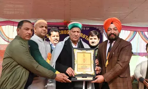 Himachal: मंत्री ने छात्रों का भविष्य संवारने में शिक्षकों की भूमिका पर ज़ोर दिया