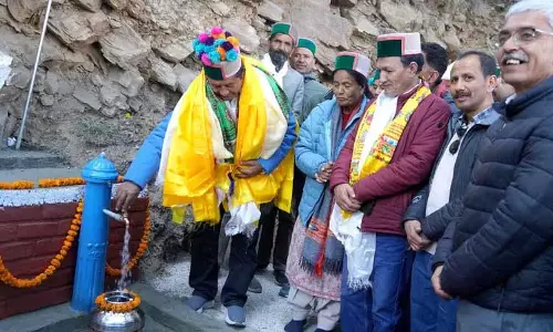किन्नौर में सर्दियों के दौरान साफ ​​पीने का पानी सुनिश्चित करें, नेगी ने जल शक्ति विभाग के XEN से कहा