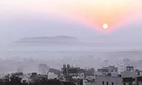 Jaipur: राजस्थान में तापमान में गिरावट, शीतलहर जारी Jaipur: राजस्थान में तापमान में गिरावट, शीतलहर जारी
