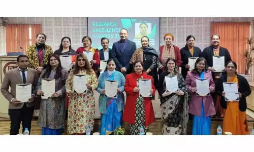 MIER College ने रिसर्च एक्सीलेंस अवॉर्ड्स का आयोजन किया MIER College ने रिसर्च एक्सीलेंस अवॉर्ड्स का आयोजन किया