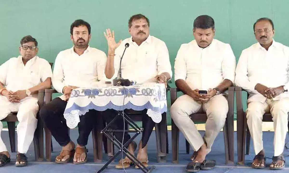 Bocha ने सरकार द्वारा मेडिकल कॉलेजों के निजीकरण की आलोचना की