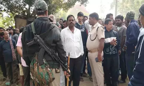 चांदबली नाबालिग रेप-मर्डर मामले पर राजनीति गरमाई चांदबली नाबालिग रेप-मर्डर मामले पर राजनीति गरमाई