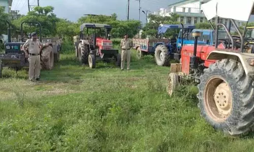 Baddi-Barotiwala-Nalagarh बेल्ट में खनन पर दो महीने का रात का बैन लगाया गया Baddi-Barotiwala-Nalagarh बेल्ट में खनन पर दो महीने का रात का बैन लगाया गया