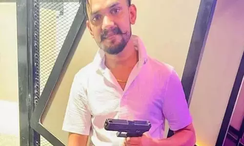 CG BREAKING: कुख्यात गैंगस्टर मयंक सिंह 27 दिसंबर तक पुलिस रिमांड पर CG BREAKING: कुख्यात गैंगस्टर मयंक सिंह 27 दिसंबर तक पुलिस रिमांड पर