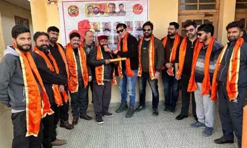 Shiv Sena (शिंदे) ने कार्यकर्ताओं से स्थानीय निकाय चुनाव के लिए तैयार रहने को कहा