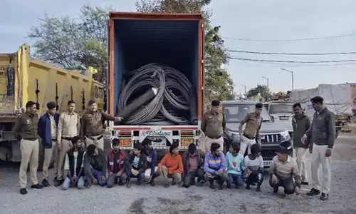 अंतरराज्यीय केबल चोरी गिरोह का किया भंडाफोड़, 11 आरोपी गिरफ्तार अंतरराज्यीय केबल चोरी गिरोह का किया भंडाफोड़, 11 आरोपी गिरफ्तार