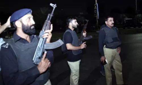 Pakistan में प्रेस की आज़ादी पर रोक, मानवाधिकार संस्था ने उठाया मुद्दा