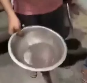 नकली सरसों बनाई जा रही मिट्टी से नकली सरसों बनाई जा रही मिट्टी से