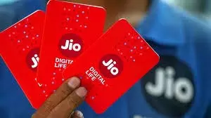 Jio OTT Plan: Jio का 90 दिन वाला सस्ता Recharge Plan, कीमत है सिर्फ 195 रुपए Jio OTT Plan: Jio का 90 दिन वाला सस्ता Recharge Plan, कीमत है सिर्फ 195 रुपए