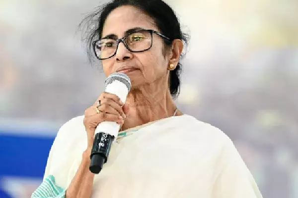 SIR सुनवाई में मतदाताओं को बार-बार बुलाने पर तृणमूल ने आपत्ति जताई SIR सुनवाई में मतदाताओं को बार-बार बुलाने पर तृणमूल ने आपत्ति जताई