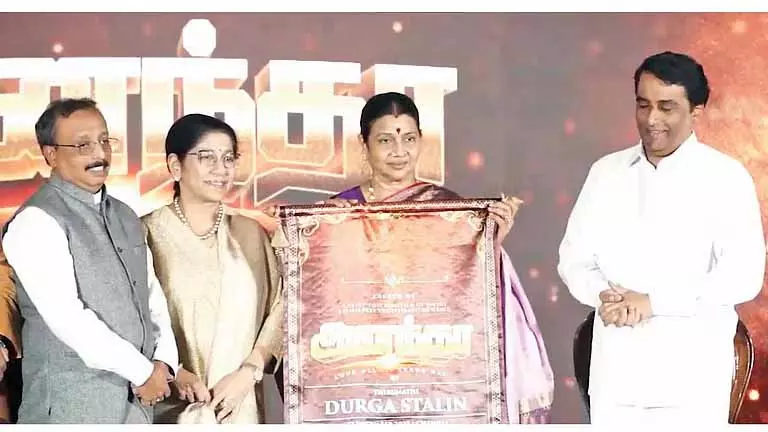 Durga Stalin ने साईं बाबा फिल्म का ट्रेलर रिलीज़ किया Durga Stalin ने साईं बाबा फिल्म का ट्रेलर रिलीज़ किया