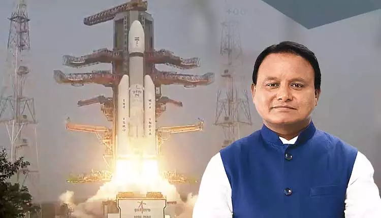 ISRO का LVM3-M6 लॉन्च भारत के लिए एक गर्व का पल: Odisha CM ISRO का LVM3-M6 लॉन्च भारत के लिए एक गर्व का पल: Odisha CM