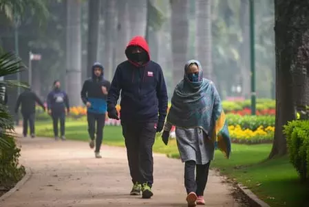 सर्दियों में इस समय वॉक करने से दिल और फेफड़े होते है मजबूत, वजन भी होता है कम सर्दियों में इस समय वॉक करने से दिल और फेफड़े होते है मजबूत, वजन भी होता है कम