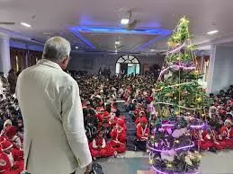 Shahjahanpur: सेंट पॉल इंटर कॉलेज में रंगारंग कार्यक्रमों के साथ क्रिसमस सेलिब्रेशन Shahjahanpur: सेंट पॉल इंटर कॉलेज में रंगारंग कार्यक्रमों के साथ क्रिसमस सेलिब्रेशन
