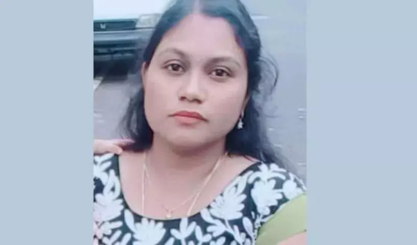 Bengaluru में एक आदमी ने अपनी पत्नी को तलाक का नोटिस भेजने के एक हफ़्ते बाद उसकी हत्या कर दी Bengaluru में एक आदमी ने अपनी पत्नी को तलाक का नोटिस भेजने के एक हफ़्ते बाद उसकी हत्या कर दी