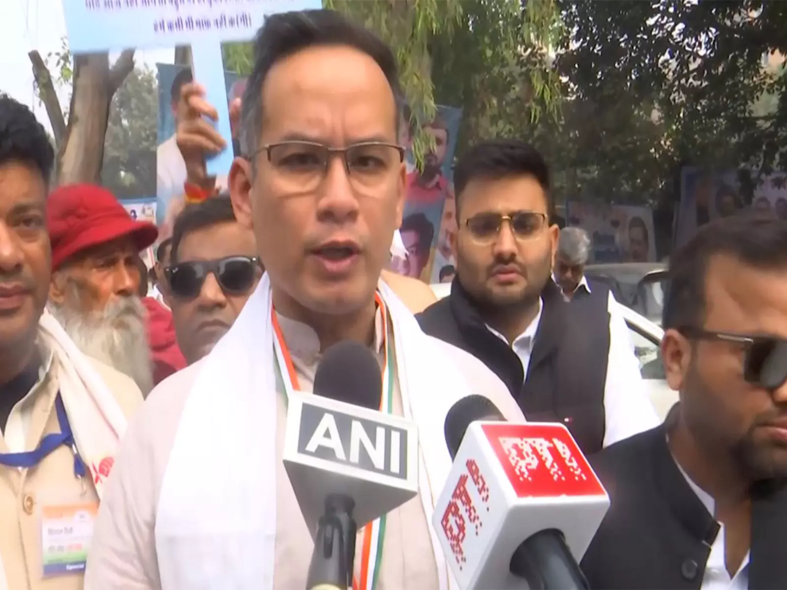 Gaurav Gogoi ने असम सरकार से कार्बी आंगलोंग में हिंसा रोकने का किया आग्रह Gaurav Gogoi ने असम सरकार से कार्बी आंगलोंग में हिंसा रोकने का किया आग्रह