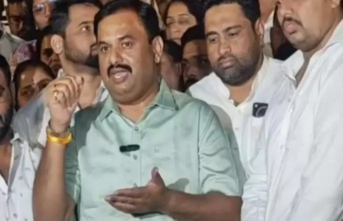 Prashant Jagtap ने 27 साल बाद इस्तीफा दिया, शरद पवार की पार्टी को अलविदा कहा Prashant Jagtap ने 27 साल बाद इस्तीफा दिया, शरद पवार की पार्टी को अलविदा कहा