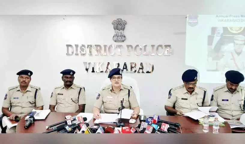Vikarabad में 2025 में अपराध दर 3.31% बढ़ी, हत्याएं और चोरियां बढ़ीं Vikarabad में 2025 में अपराध दर 3.31% बढ़ी, हत्याएं और चोरियां बढ़ीं