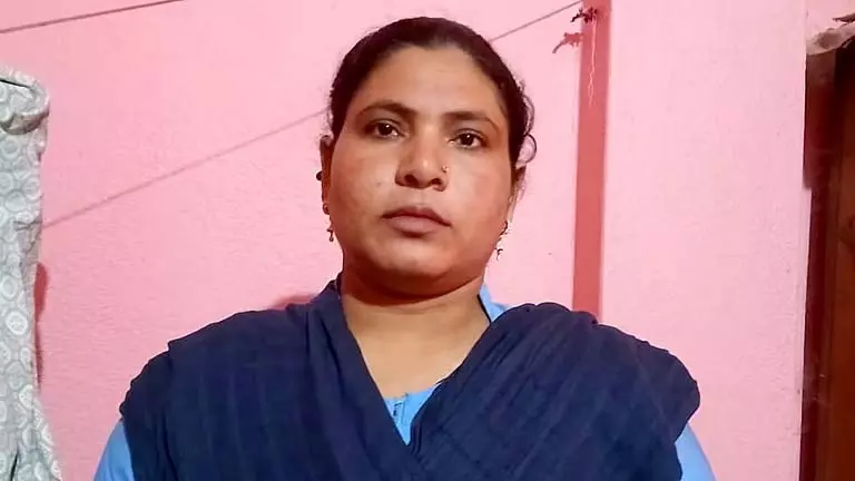 हुमायूं की पार्टी में शामिल होने के बाद Civic Worker की नौकरी चली गई, मालदा के वर्कर्स ने प्रतिक्रिया दी हुमायूं की पार्टी में शामिल होने के बाद Civic Worker की नौकरी चली गई, मालदा के वर्कर्स ने प्रतिक्रिया दी