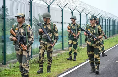 भारतीय सीमा पर चीन का फोकस जारी, अमेरिकी रिपोर्ट का दावा भारतीय सीमा पर चीन का फोकस जारी, अमेरिकी रिपोर्ट का दावा
